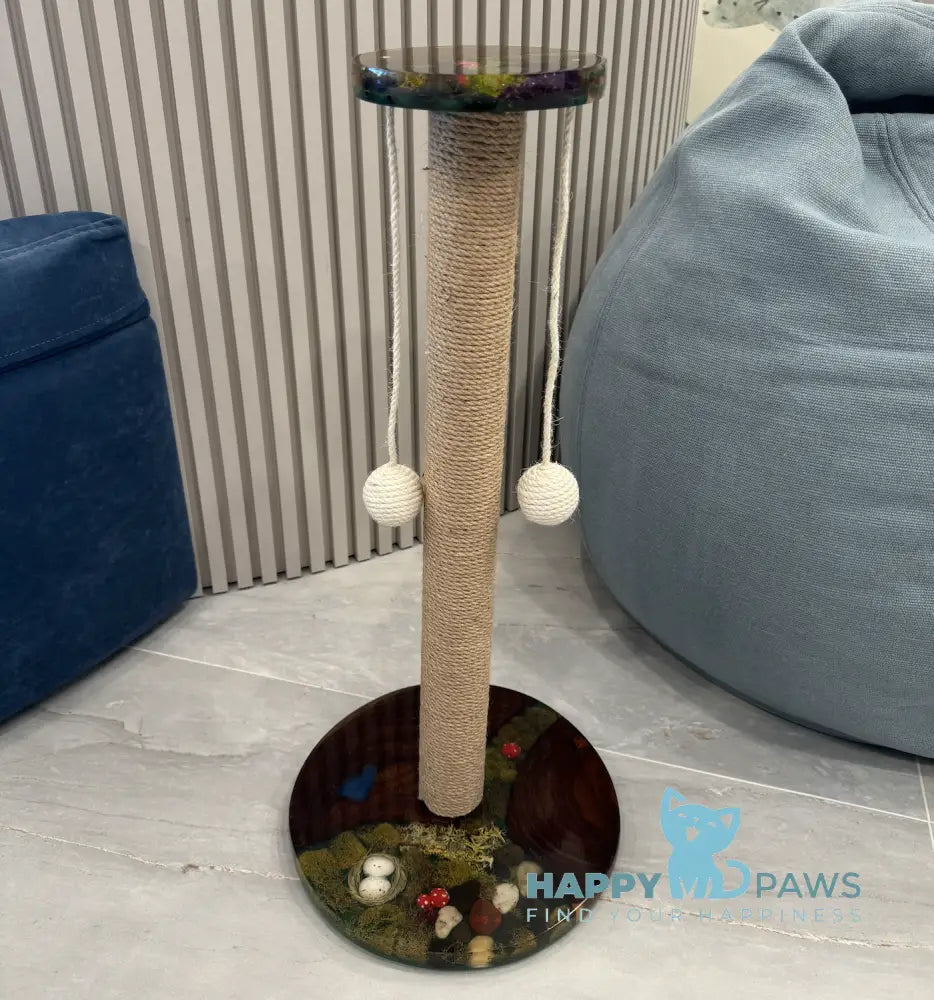 Scratching Post Autumn Forest Animals & Pet Supplies